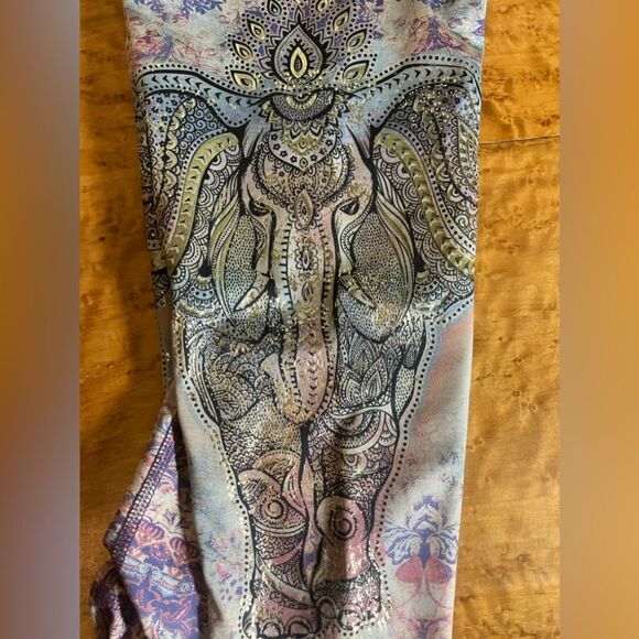 Evolution Active athletic wear leggings, elephant print, excellent condition, L - Picture 3 of 3